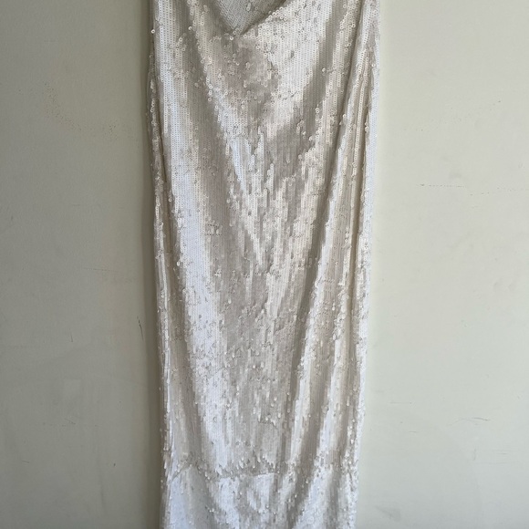 NWT! ALICE + OLIVIA Valli Fitted Cutout Cami Sequin Midi Dress Size 8 - Picture 4 of 8